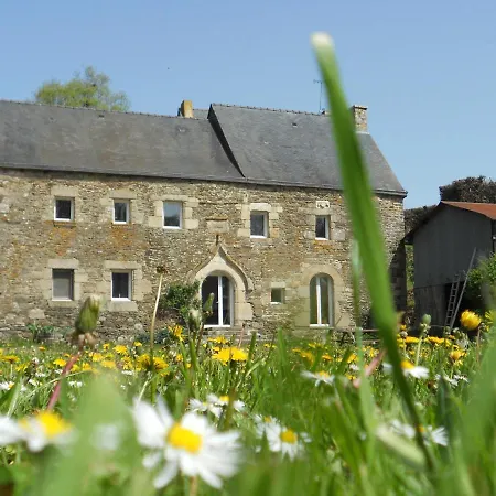 Manoir De Questinguy Bed & Breakfast *